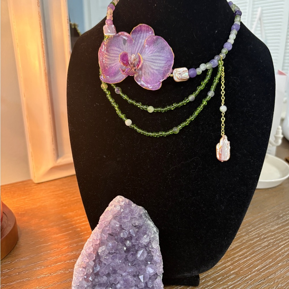 Elegant Purple Orchid Necklace - Picture 2 of 4